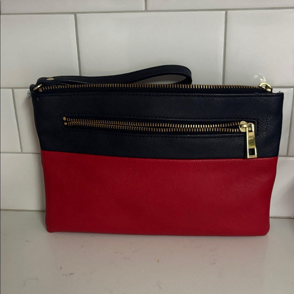 Elegant Black and Red Gap Women's Wristlet